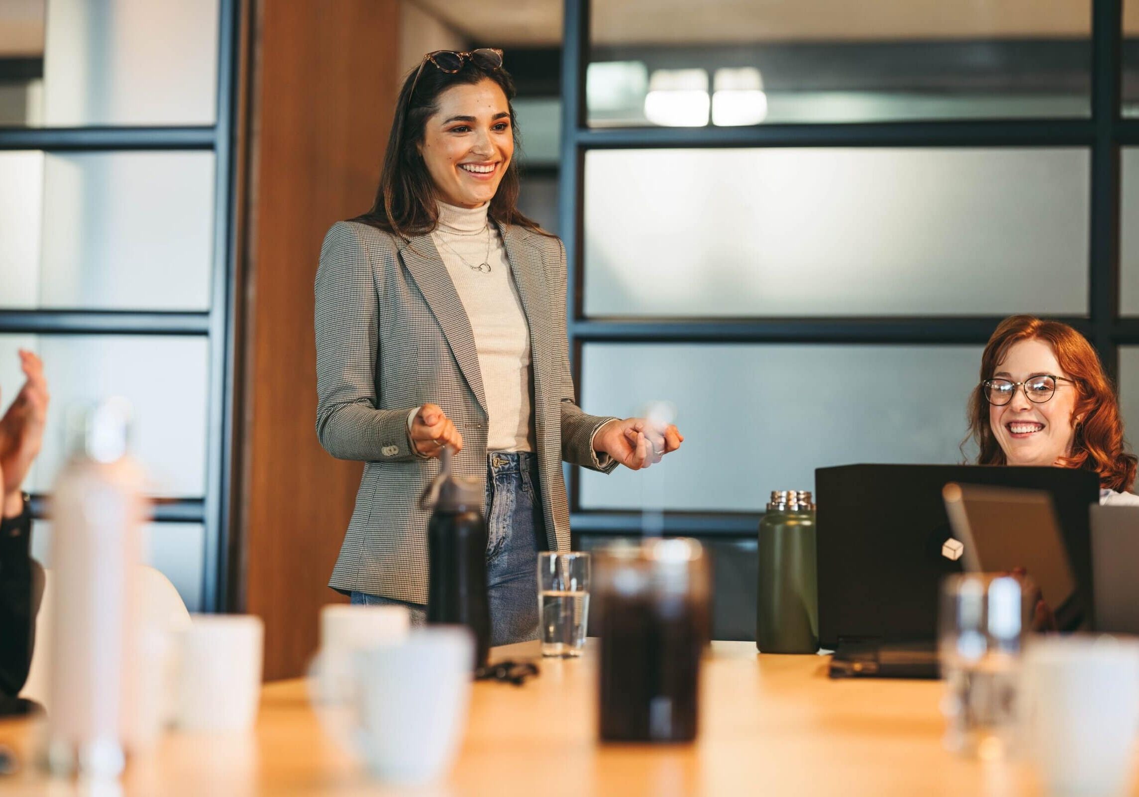 Business,Professionals,Engage,In,A,Collaborative,Discussion,In,A,Bright